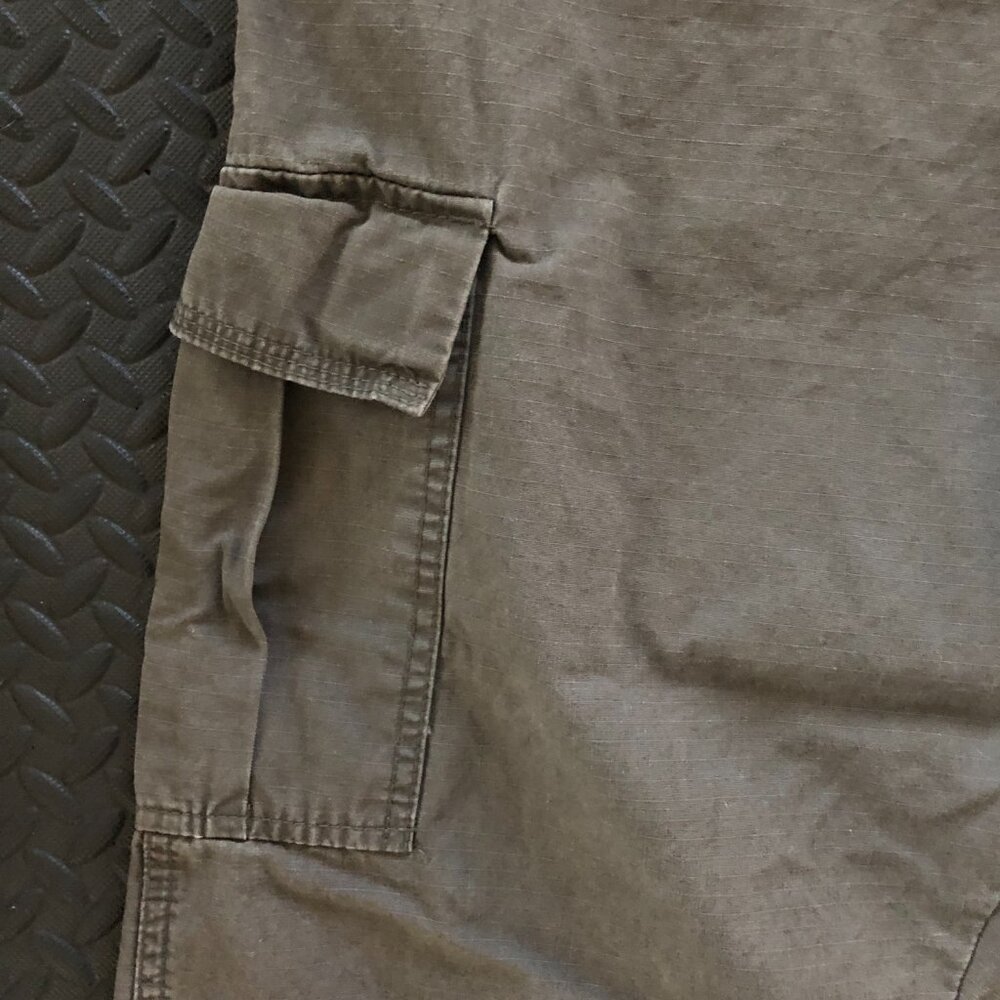 WRANGLER AUTHENTIC ISSUE CARGO PANTS SIZE 40x30 ZIP FRONT - Picture 6 of 10
